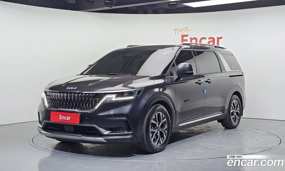 Kia Carnival 2023 2.2 автомат (гидро), фото 1 Kia Carnival 2023 2.2 автомат (гидро), фото 1