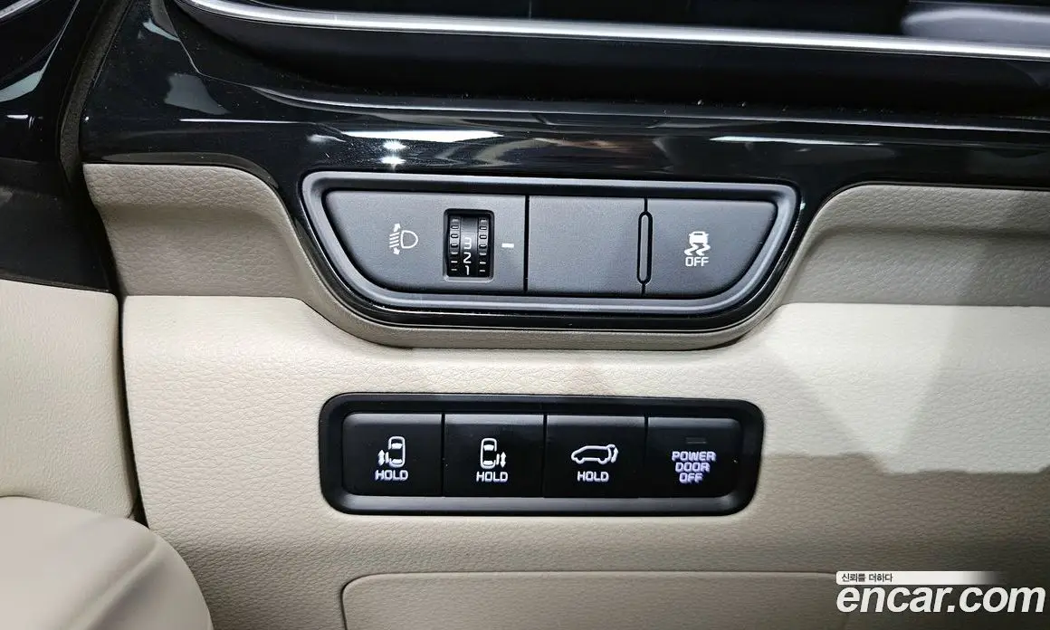 Kia Carnival 2023 2.2 автомат (гидро), фото 13
