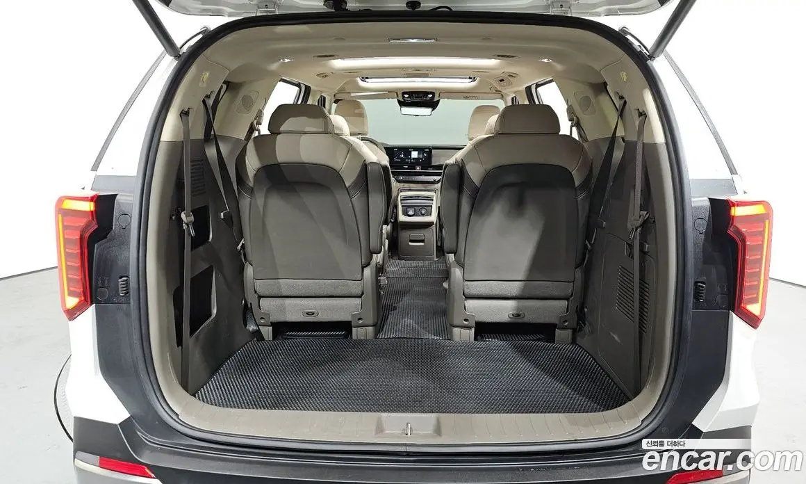 Kia Carnival 2023 2.2 автомат (гидро), фото 20