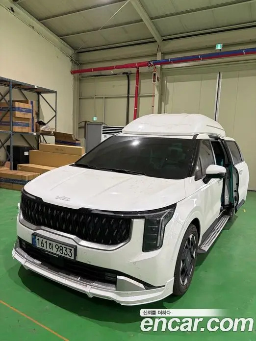 Kia Carnival, 2026, 4 000 км