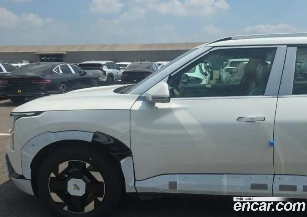 Kia EV5 2026 0.1 автомат (гидро), фото 2 Kia EV5 2026 0.1 автомат (гидро), фото 2