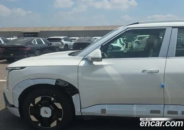 Kia EV5 2026 0.1 автомат (гидро), миниатюра 2 Kia EV5 2026 0.1 автомат (гидро), миниатюра 2