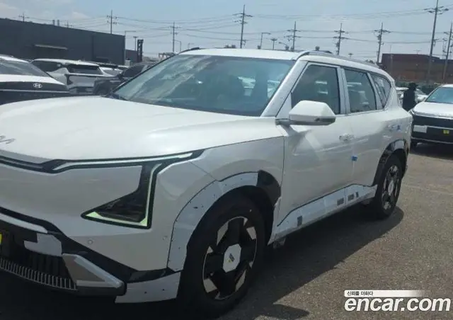 Kia EV5 2026 0.1 автомат (гидро), миниатюра 8 Kia EV5 2026 0.1 автомат (гидро), миниатюра 8