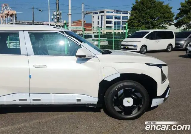 Kia EV5 2026 0.1 автомат (гидро), миниатюра 11 Kia EV5 2026 0.1 автомат (гидро), миниатюра 11