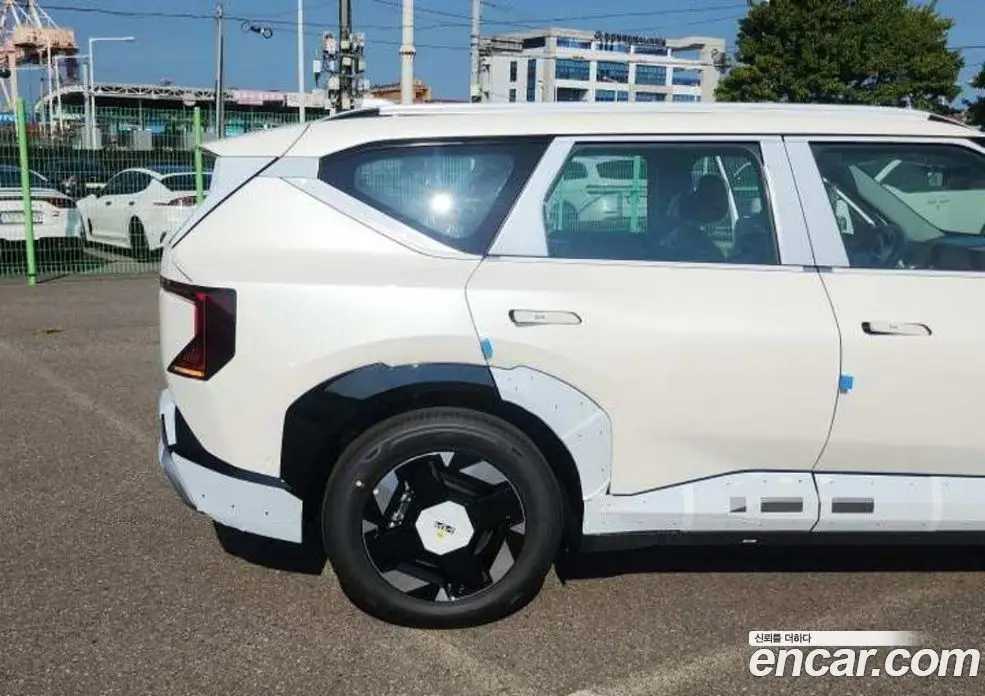 Kia EV5 2026 0.1 автомат (гидро), фото 6 Kia EV5 2026 0.1 автомат (гидро), фото 6