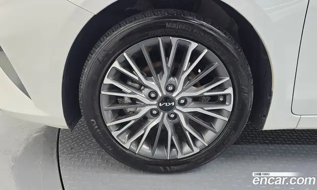 Kia K3 2024 1.6 автомат (гидро), миниатюра 5 Kia K3 2024 1.6 автомат (гидро), миниатюра 5