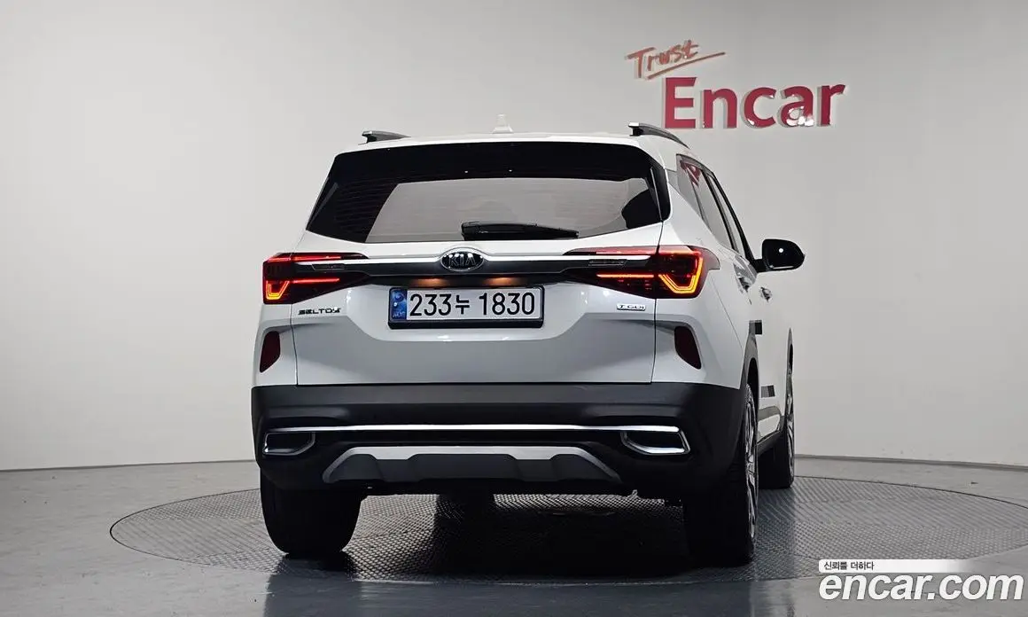 Kia Seltos 2021 1.6 автомат (гидро), фото 4