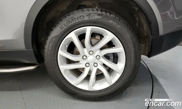 Land Rover Discovery Sport 2019 2.0 автомат (гидро), миниатюра 5 Land Rover Discovery Sport 2019 2.0 автомат (гидро), миниатюра 5