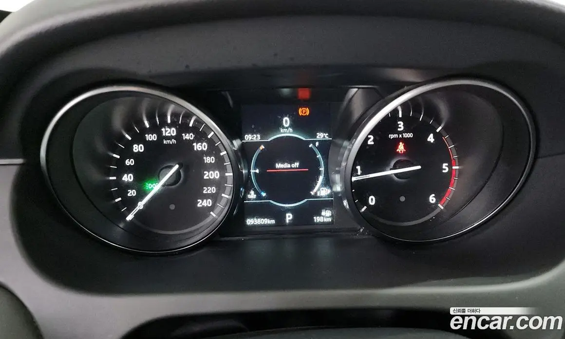 Land Rover Discovery Sport 2019 2.0 автомат (гидро), фото 8 Land Rover Discovery Sport 2019 2.0 автомат (гидро), фото 8