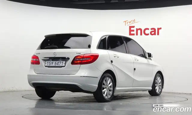 Mercedes-Benz B-Class 2014 1.8 автомат (гидро), миниатюра 2