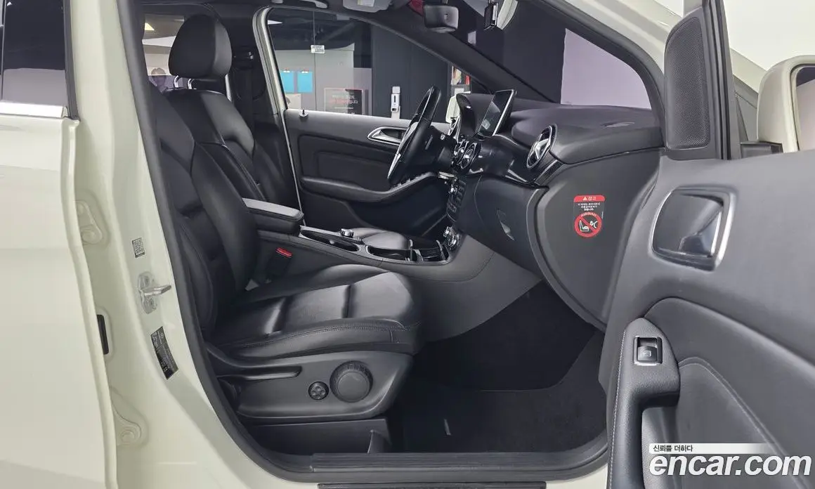 Mercedes-Benz B-Class 2014 1.8 автомат (гидро), фото 11