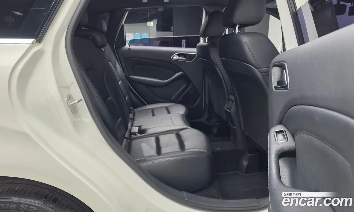 Mercedes-Benz B-Class 2014 1.8 автомат (гидро), фото 12