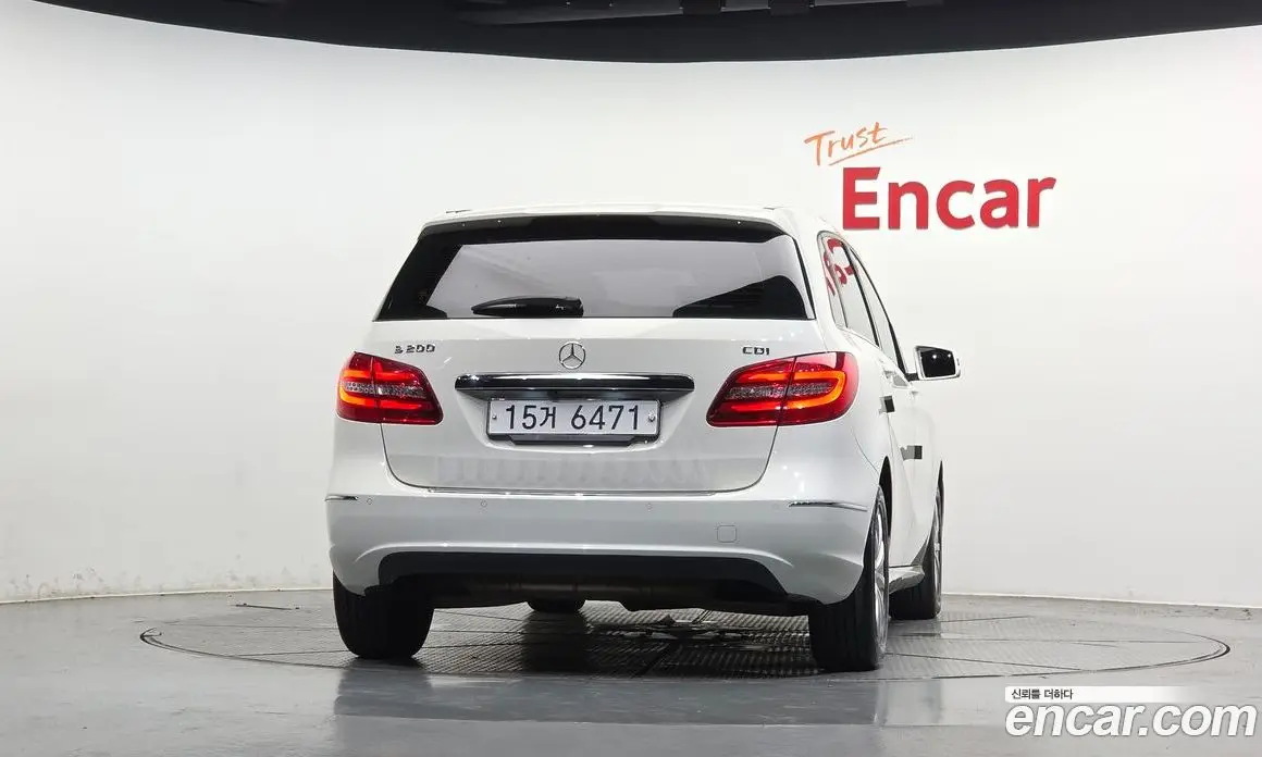 Mercedes-Benz B-Class 2014 1.8 автомат (гидро), фото 4