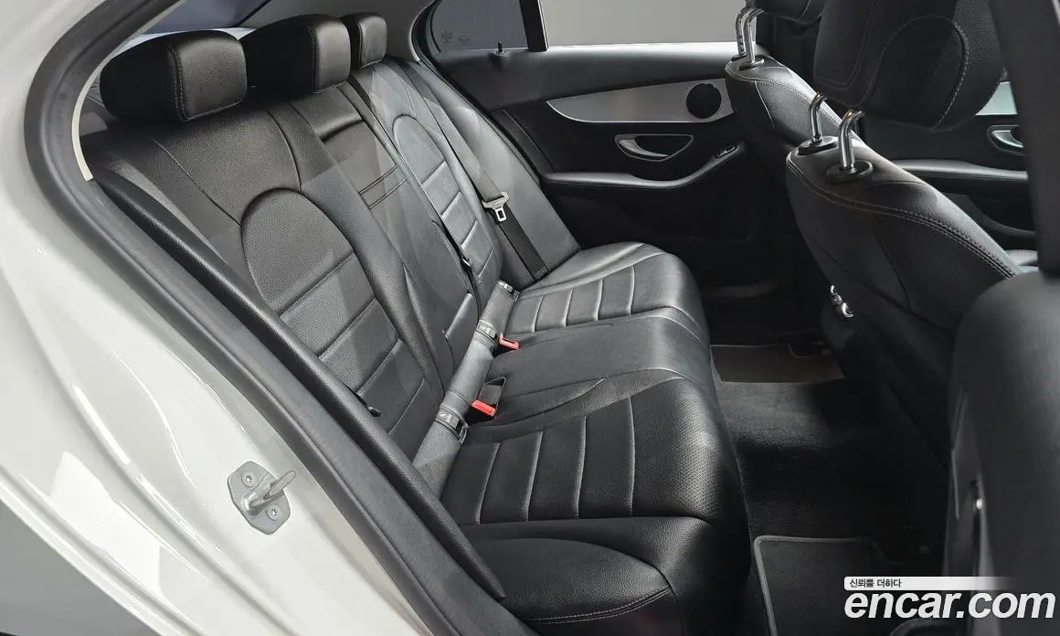 Mercedes-Benz C-Class 2017 2.0 автомат (гидро), фото 11 Mercedes-Benz C-Class 2017 2.0 автомат (гидро), фото 11