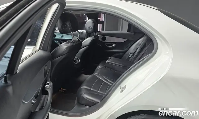 Mercedes-Benz C-Class 2017 2.0 автомат (гидро), миниатюра 12