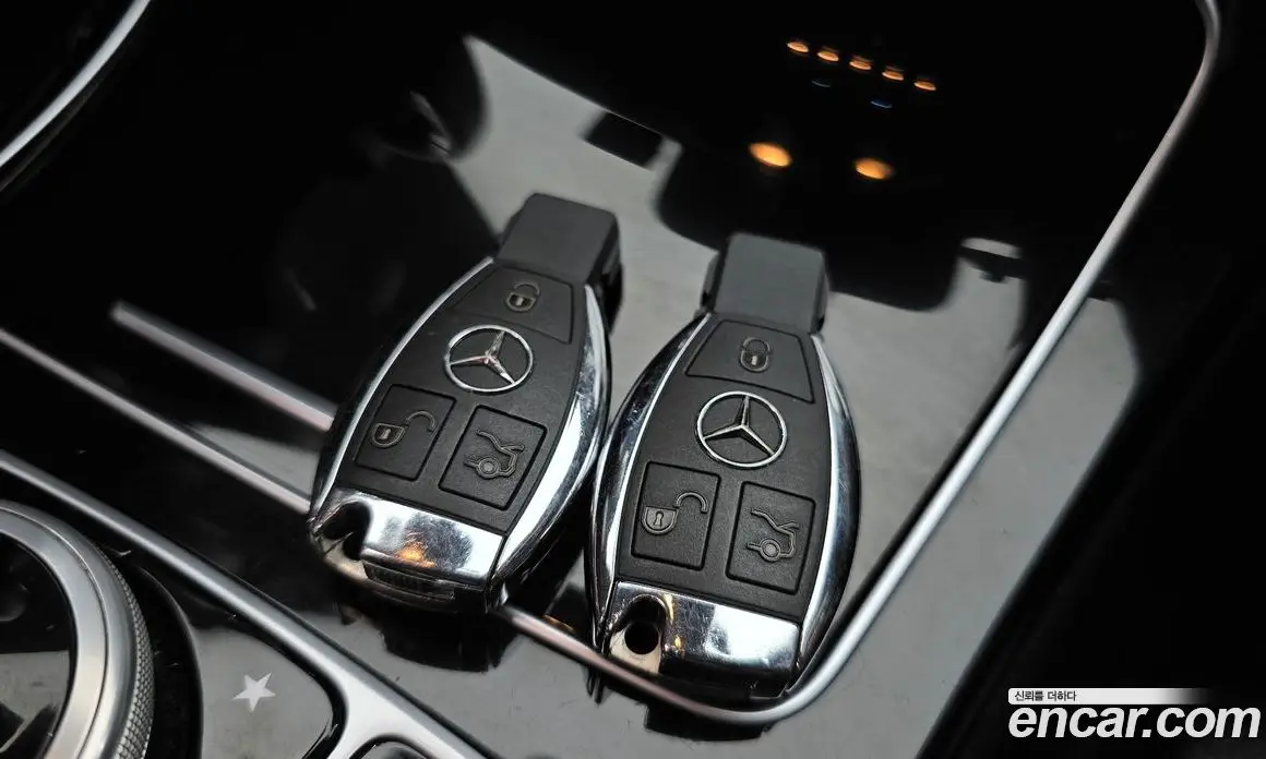 Mercedes-Benz C-Class 2017 2.0 автомат (гидро), фото 17 Mercedes-Benz C-Class 2017 2.0 автомат (гидро), фото 17