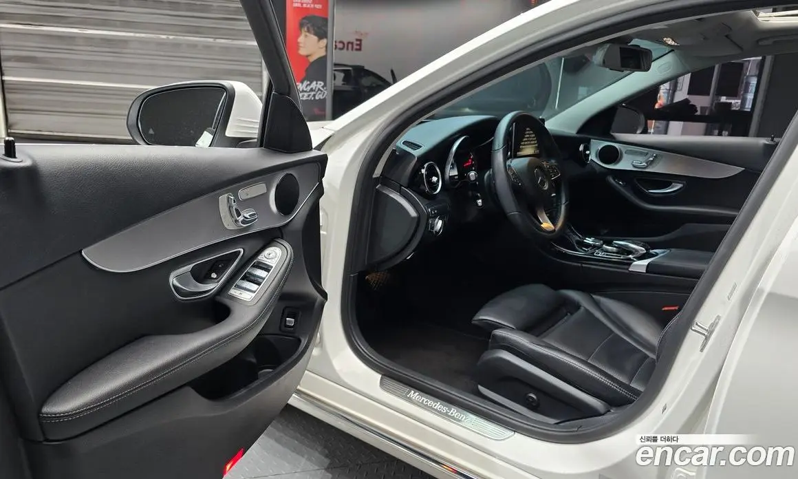 Mercedes-Benz C-Class 2017 2.0 автомат (гидро), фото 10 Mercedes-Benz C-Class 2017 2.0 автомат (гидро), фото 10