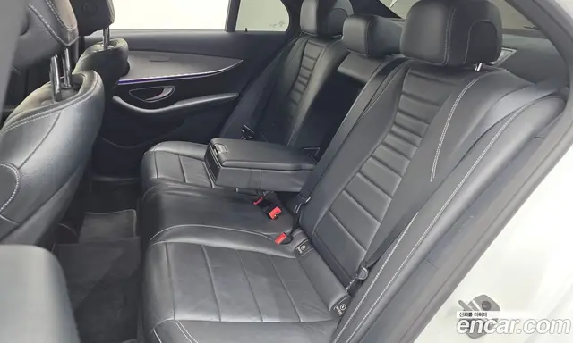 Mercedes-Benz E-Class 2021 2.0 автомат (гидро), миниатюра 12