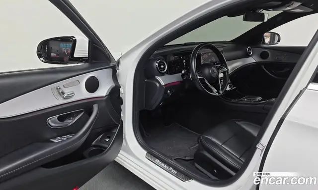 Mercedes-Benz E-Class 2021 2.0 автомат (гидро), миниатюра 10