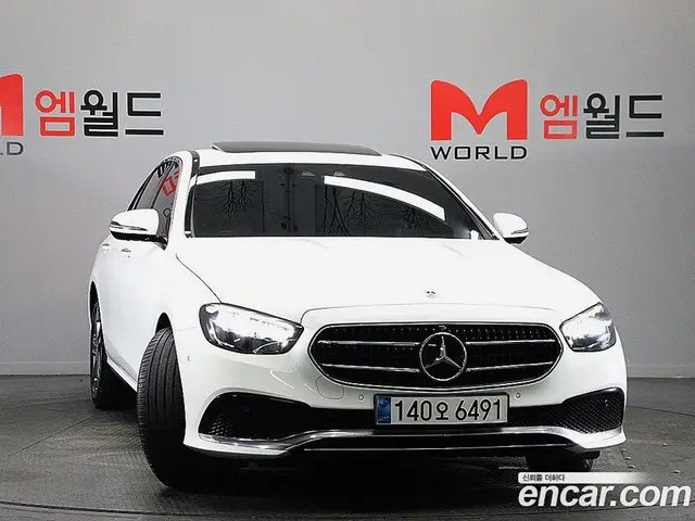 Mercedes-Benz E-Class 2023 2.0 автомат (гидро), миниатюра 3 Mercedes-Benz E-Class 2023 2.0 автомат (гидро), миниатюра 3