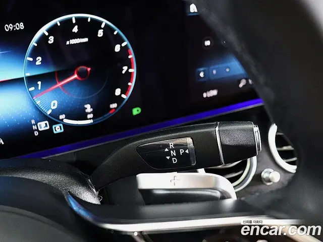 Mercedes-Benz E-Class 2023 2.0 автомат (гидро), миниатюра 9 Mercedes-Benz E-Class 2023 2.0 автомат (гидро), миниатюра 9