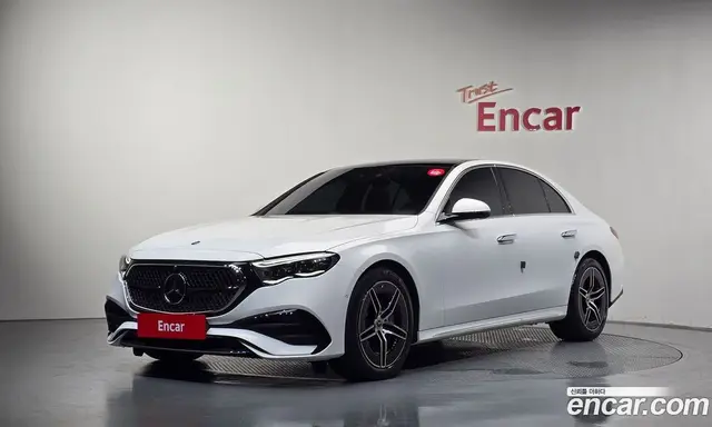 Mercedes-Benz E-Class, 2026, 4 532 км