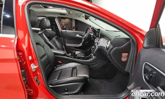 Mercedes-Benz GLA-Class 2016 2.1 автомат (гидро), миниатюра 12