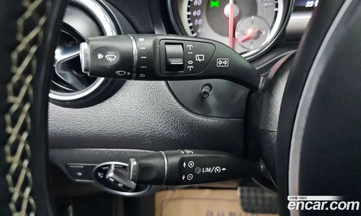 Mercedes-Benz GLA-Class 2016 2.1 автомат (гидро), фото 14