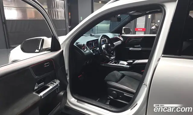 Mercedes-Benz GLB-Class 2022 2.0 автомат (гидро), миниатюра 10 Mercedes-Benz GLB-Class 2022 2.0 автомат (гидро), миниатюра 10