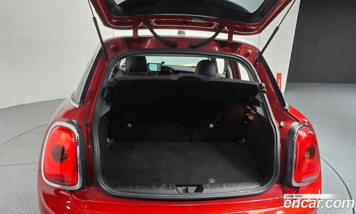 Mini Cooper 2015 1.5 автомат (гидро), фото 20