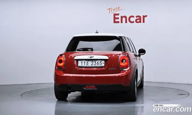 Mini Cooper 2015 1.5 автомат (гидро), миниатюра 4