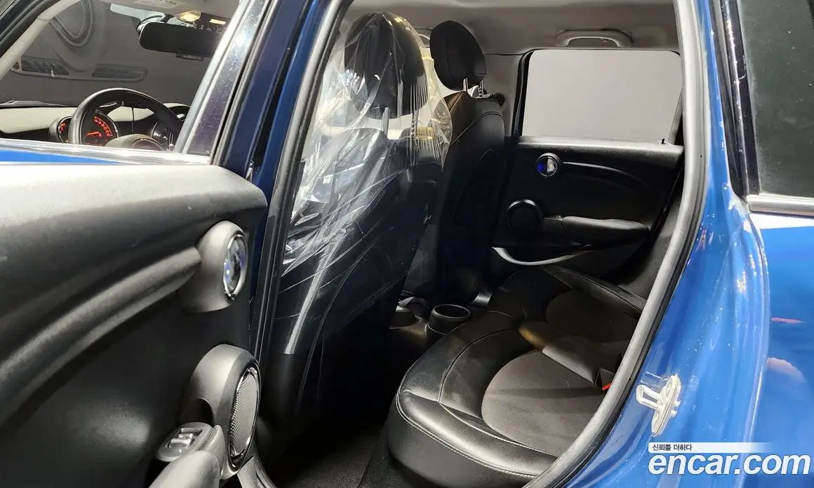 Mini Cooper 2017 1.5 автомат (гидро), фото 12 Mini Cooper 2017 1.5 автомат (гидро), фото 12