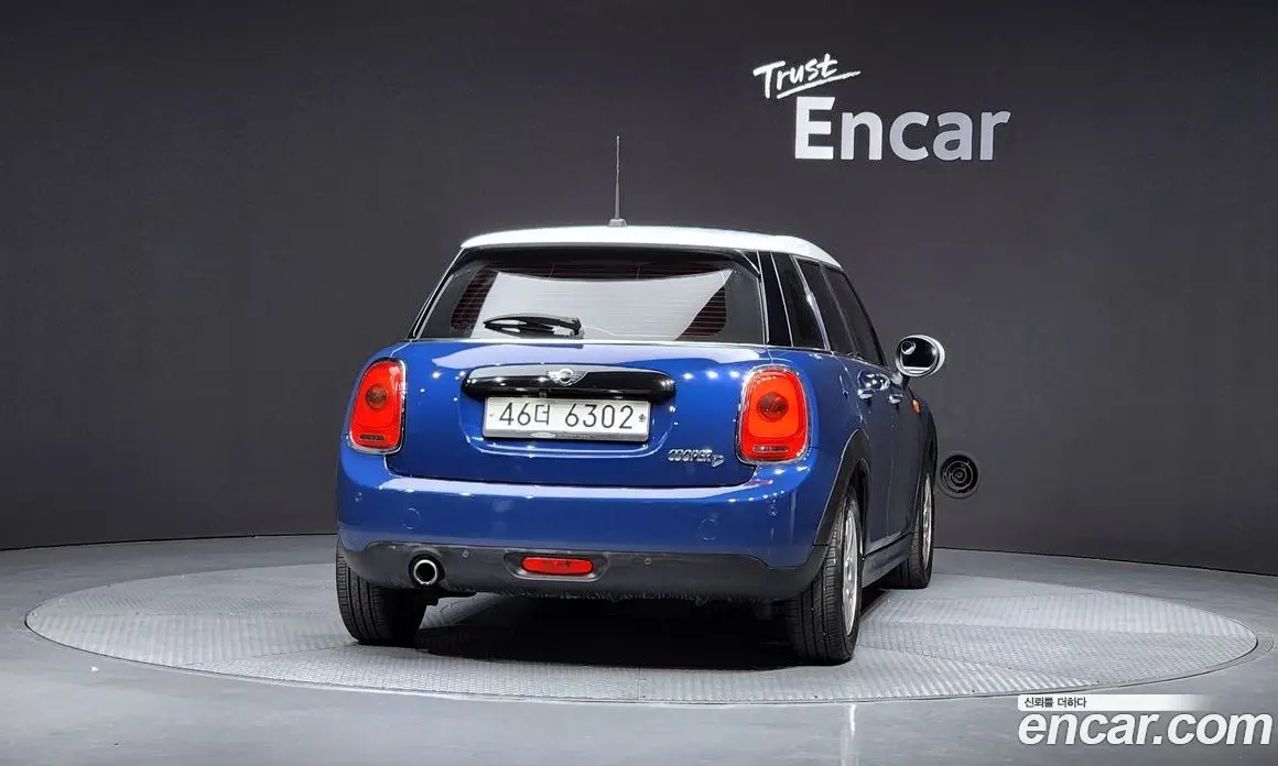 Mini Cooper 2017 1.5 автомат (гидро), фото 4 Mini Cooper 2017 1.5 автомат (гидро), фото 4