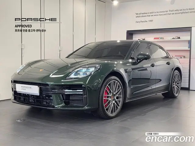 Porsche Panamera, 2025, 3 112 км