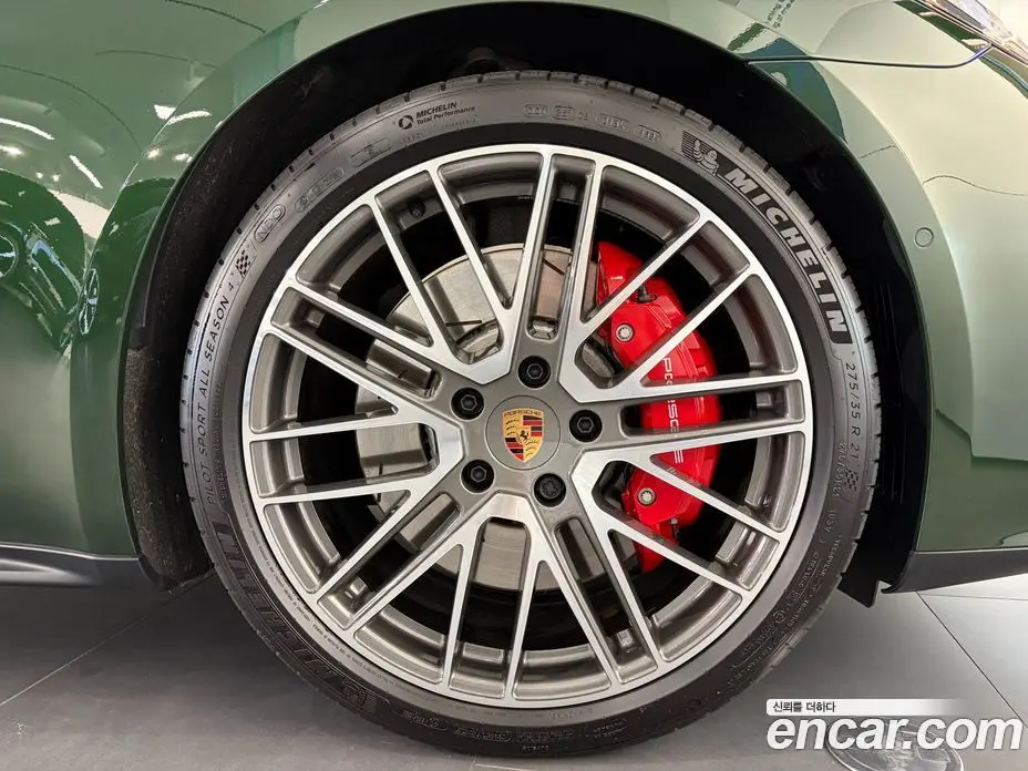 Porsche Panamera 2025 4.0 автомат (гидро), фото 5
