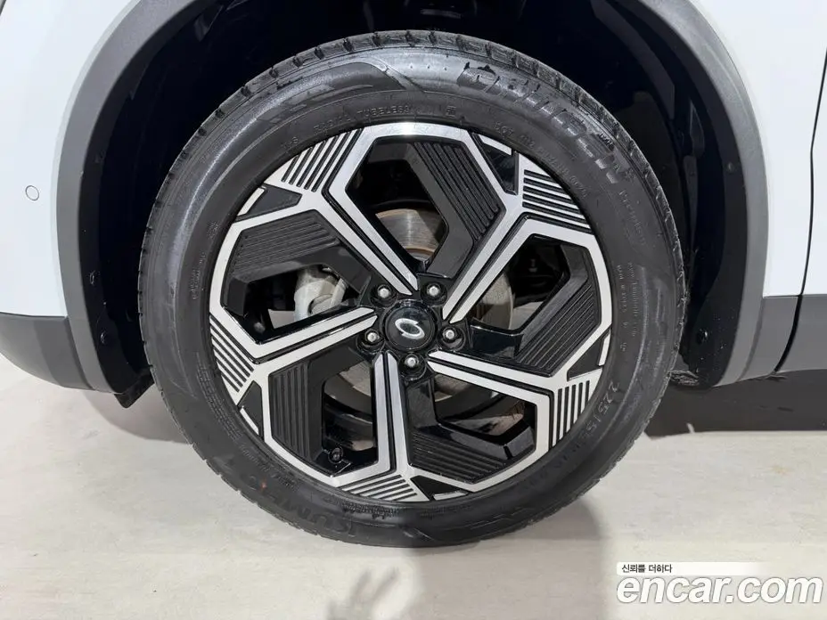 Renault (Samsung) QM6 2023 2.0 автомат (гидро), фото 5 Renault (Samsung) QM6 2023 2.0 автомат (гидро), фото 5
