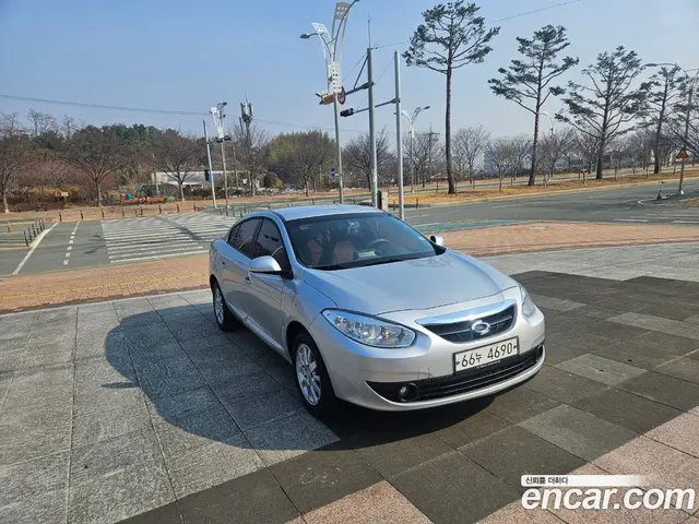 Renault (Samsung) SM3 2011 1.6 автомат (гидро), миниатюра 3 Renault (Samsung) SM3 2011 1.6 автомат (гидро), миниатюра 3