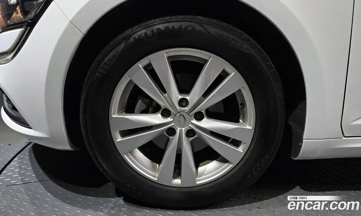 Renault (Samsung) SM6 2017 2.0 автомат (гидро), фото 5 Renault (Samsung) SM6 2017 2.0 автомат (гидро), фото 5