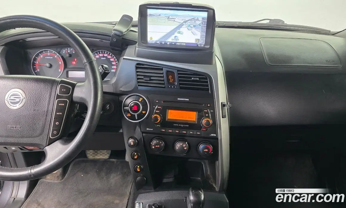 SsangYong Korando 2013 2.0 автомат (гидро), фото 15