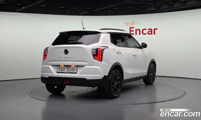 SsangYong TIBOLI 2019 1.5 автомат (гидро), миниатюра 2