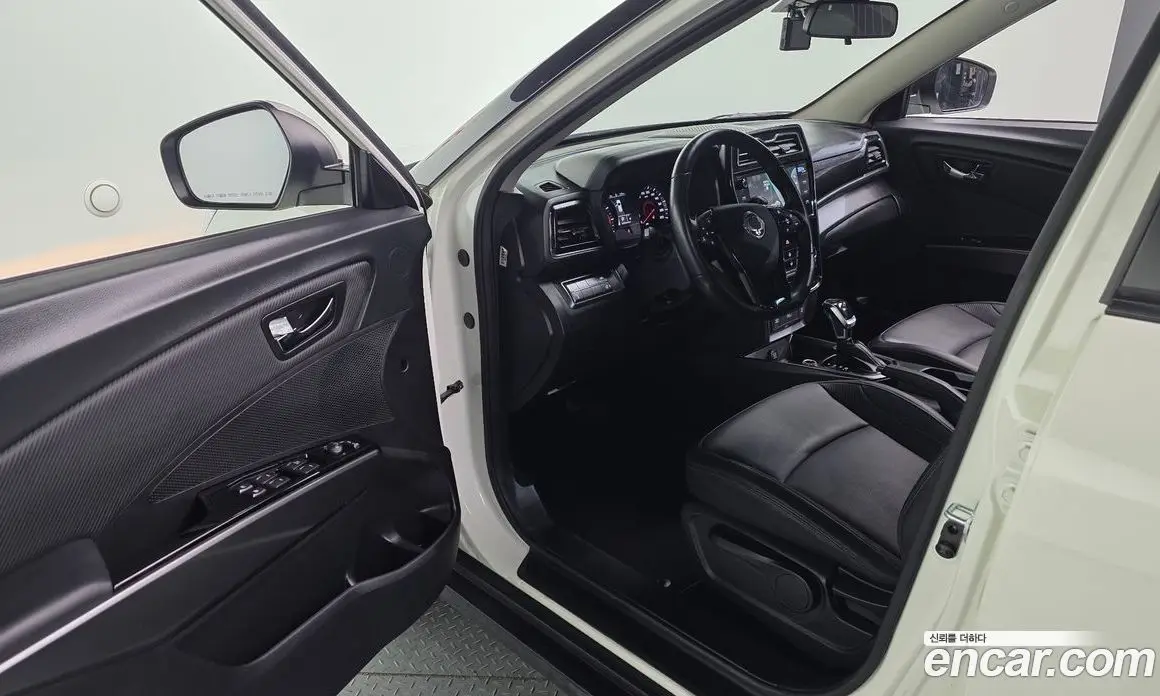 SsangYong TIBOLI 2019 1.5 автомат (гидро), фото 11