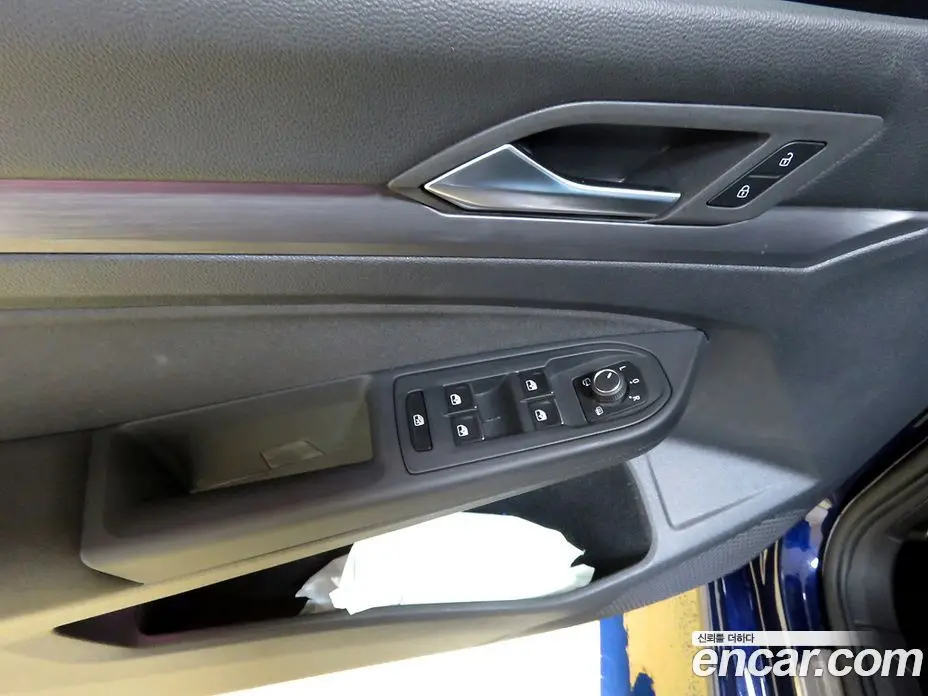 Volkswagen Golf 2022 2.0 автомат (гидро), фото 17