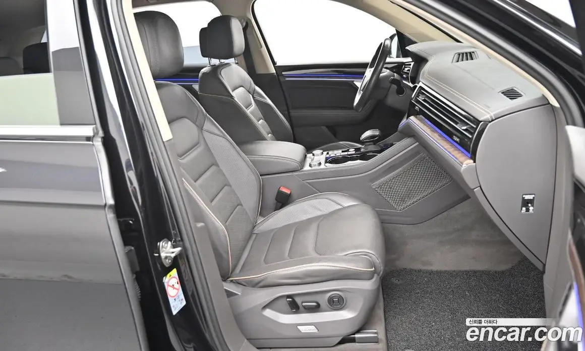Volkswagen Touareg 2020 3.0 автомат (гидро), фото 10