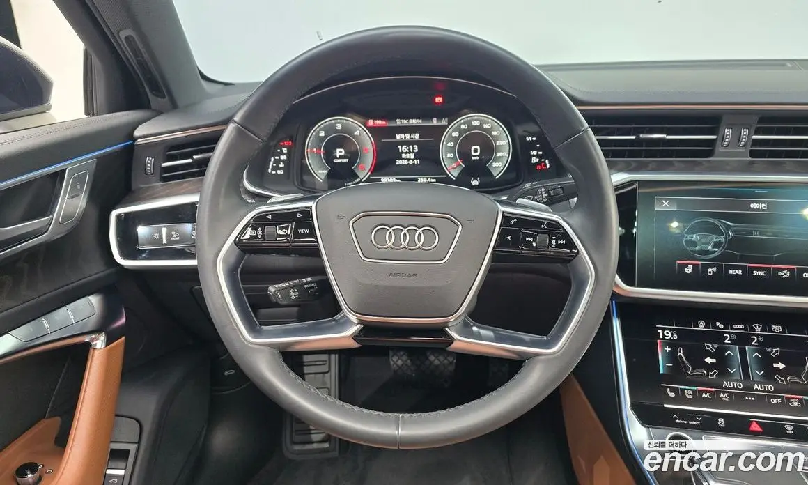 Audi A6 2023 2.0 автомат (гидро), фото 13