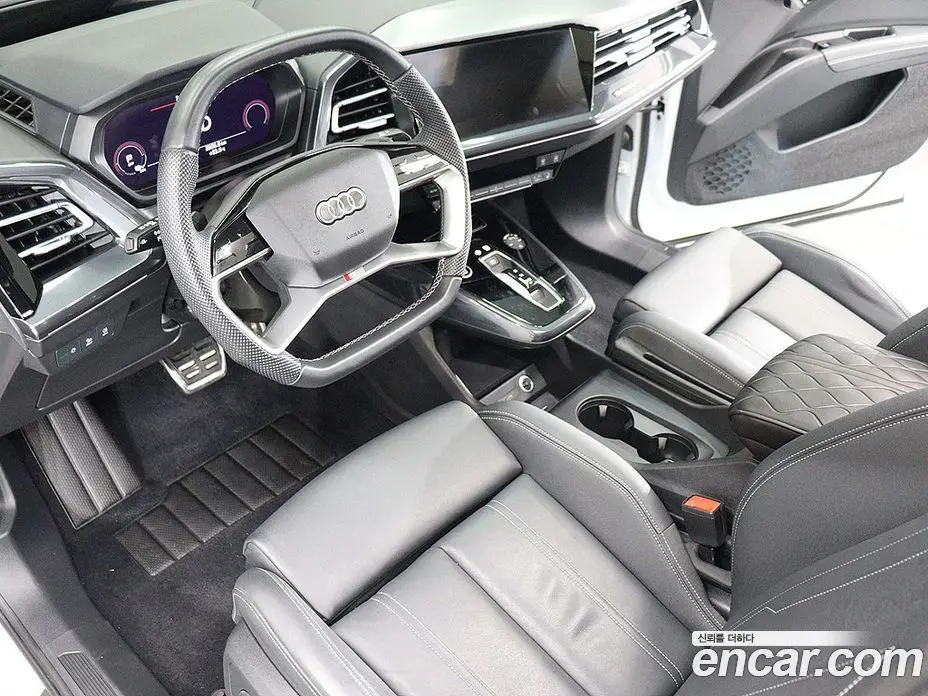 Audi Q4 e-tron 2023 1.0 автомат (гидро), фото 17