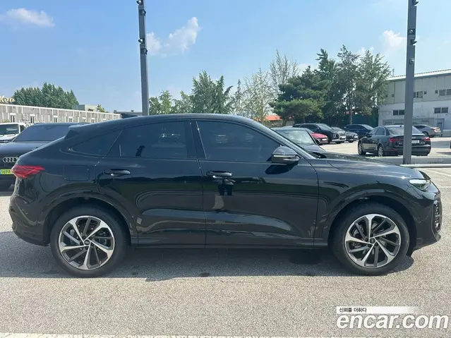 Audi Q5 2025 2.0 автомат (гидро), миниатюра 6