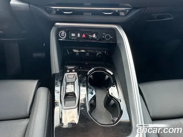 Audi Q5 2025 2.0 автомат (гидро), миниатюра 9