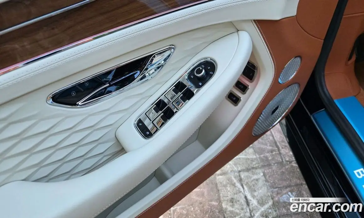 Bentley Continental 2026 4.0 автомат (гидро), фото 11 Bentley Continental 2026 4.0 автомат (гидро), фото 11