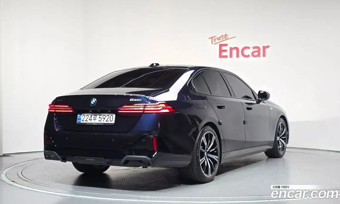 BMW 5 серия 2024 2.0 автомат (гидро), фото 2 BMW 5 серия 2024 2.0 автомат (гидро), фото 2