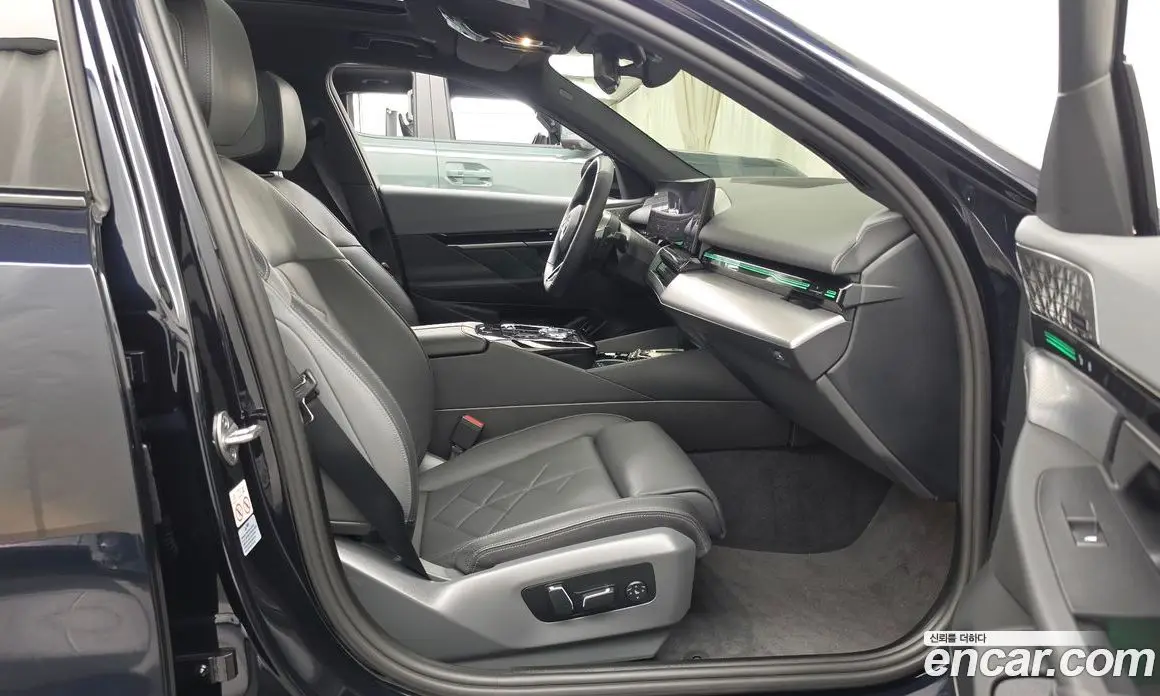 BMW 5 серия 2024 2.0 автомат (гидро), фото 11 BMW 5 серия 2024 2.0 автомат (гидро), фото 11